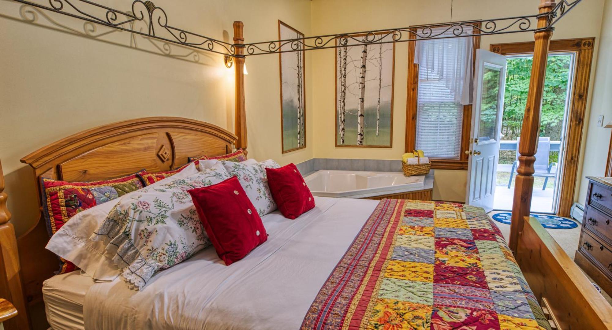 Rockwell Falls Inn And Wine Bar Lake Luzerne 객실 사진