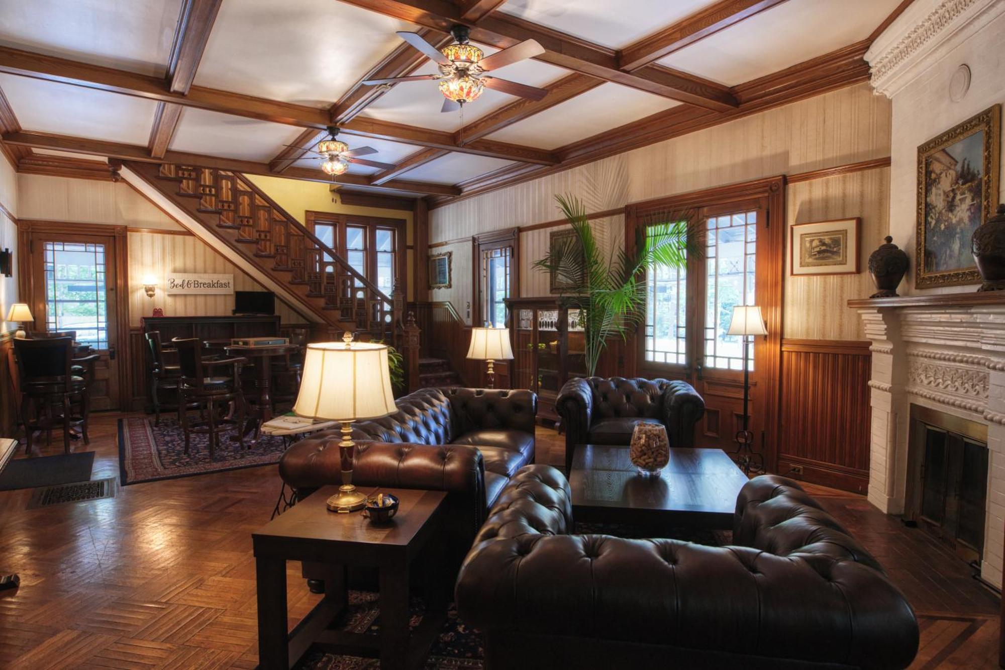 Rockwell Falls Inn And Wine Bar Lake Luzerne 외부 사진