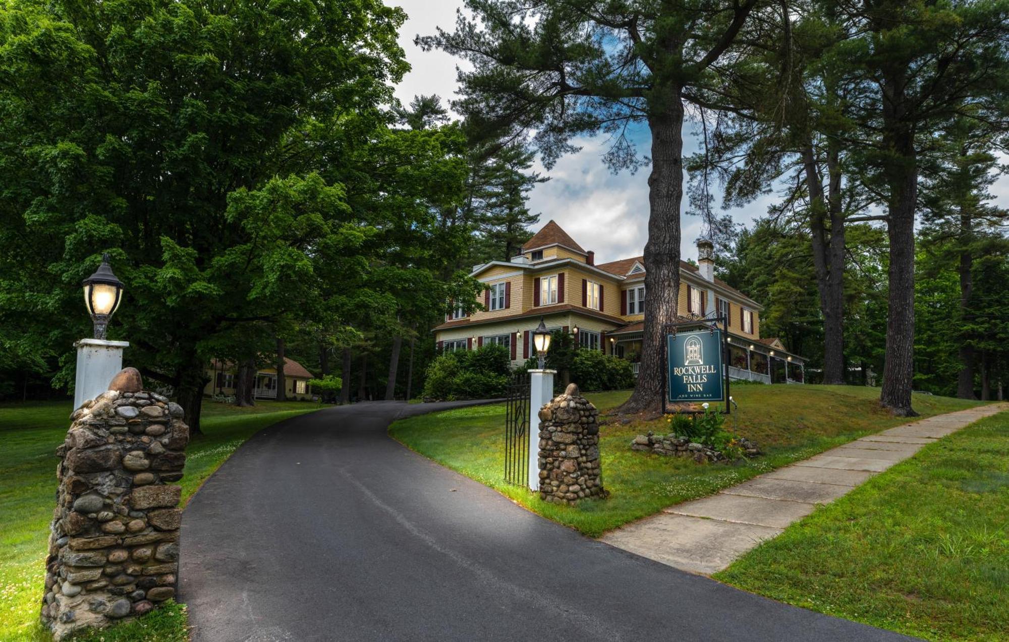 Rockwell Falls Inn And Wine Bar Lake Luzerne 외부 사진